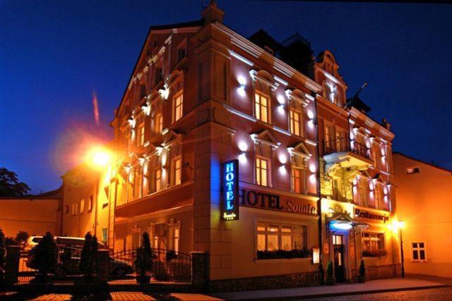 SONATA Hotel Sudetenland Duszniki Zdrój lomat Puolassa Puolan matkailu