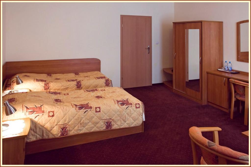 SONATA Hotel Sudetenland Duszniki Zdrój lomat Puolassa Puolan matkailu