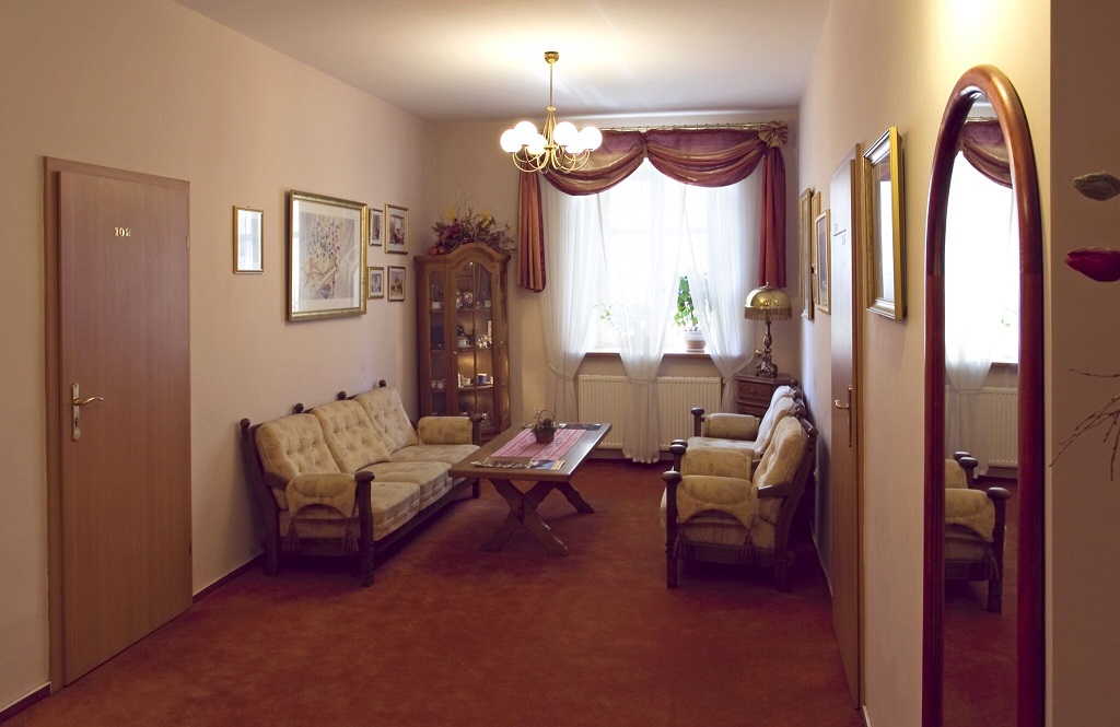 SONATA Hotel Sudetenland Duszniki Zdrój lomat Puolassa Puolan matkailu